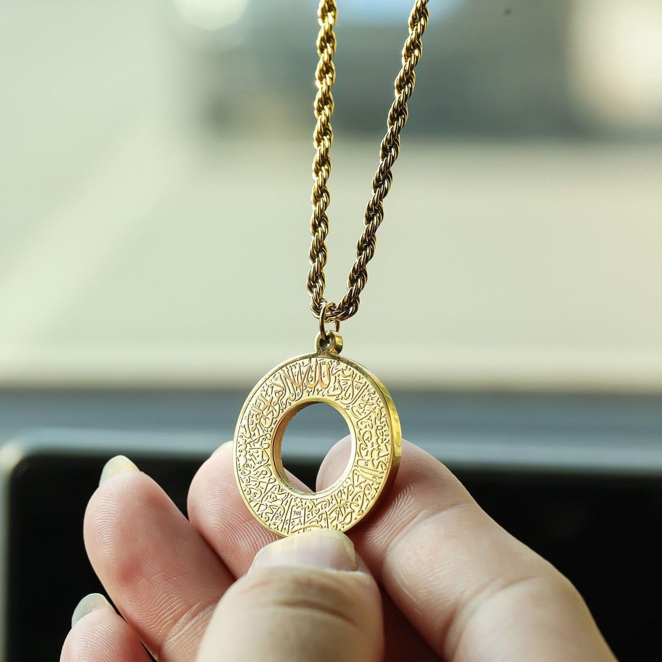Dua Al-Safar Car hanger